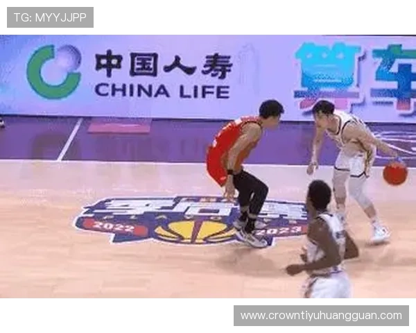 严重犯规与普通犯规判罚标准到底有哪些关键区别？