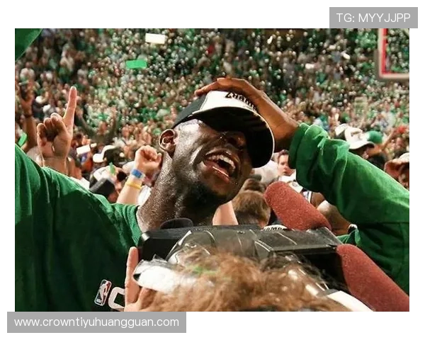 加内特篮下护框胜格林，防守轮转更具威慑