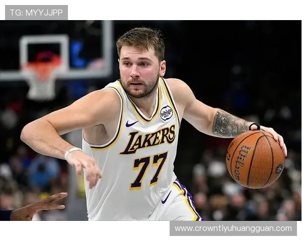 东契奇单打效率持续提升 完成关键时刻多面手角色转换