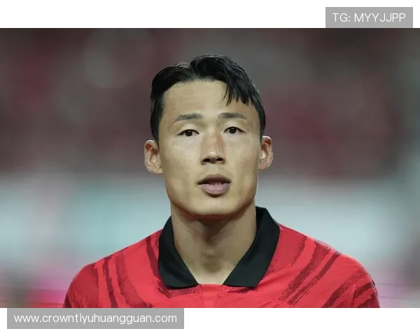 孙准浩在韩国泡澡时还在背中超战术板？